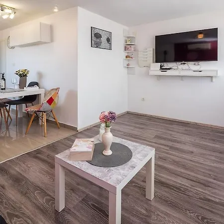 Frana's Place Сплит